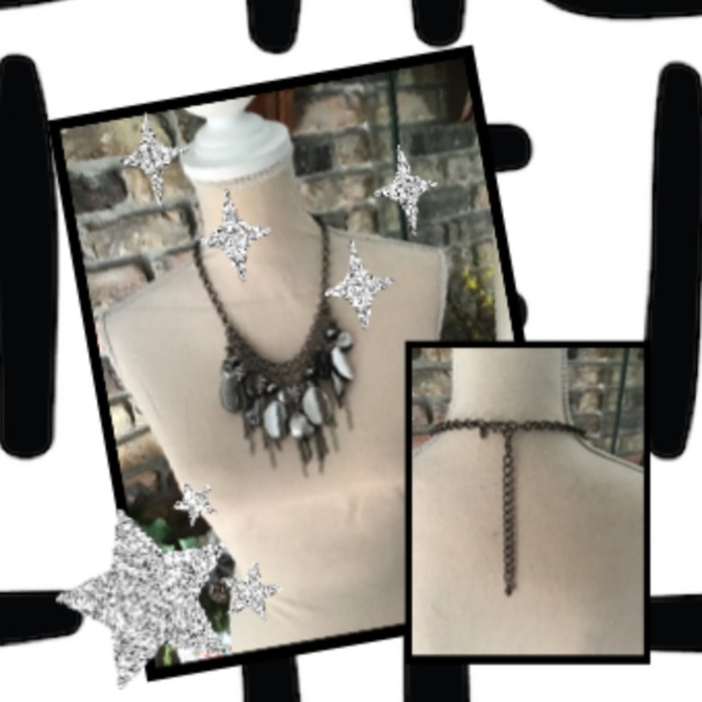 Statement Necklace - Picture 4 of 4